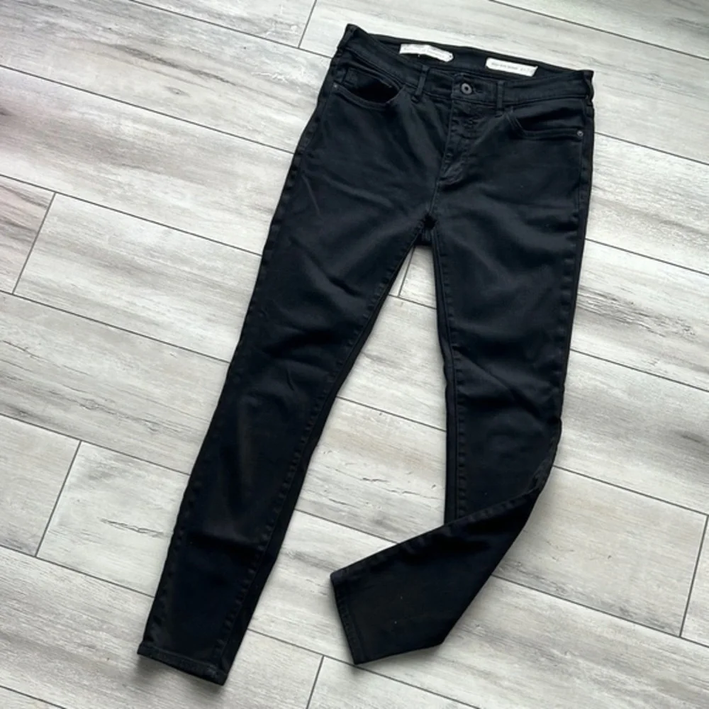 Pilcro and the letterpress high rise skinny jeans size 27 in black